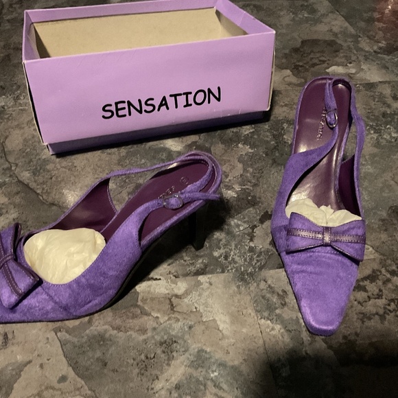 Shoes - Picture 1 of 1